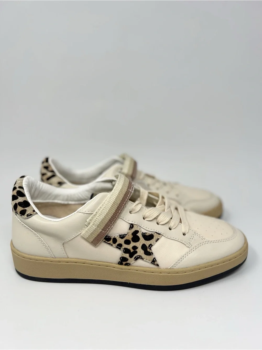 Vintage Havana Leopard Sneakers  Size 10